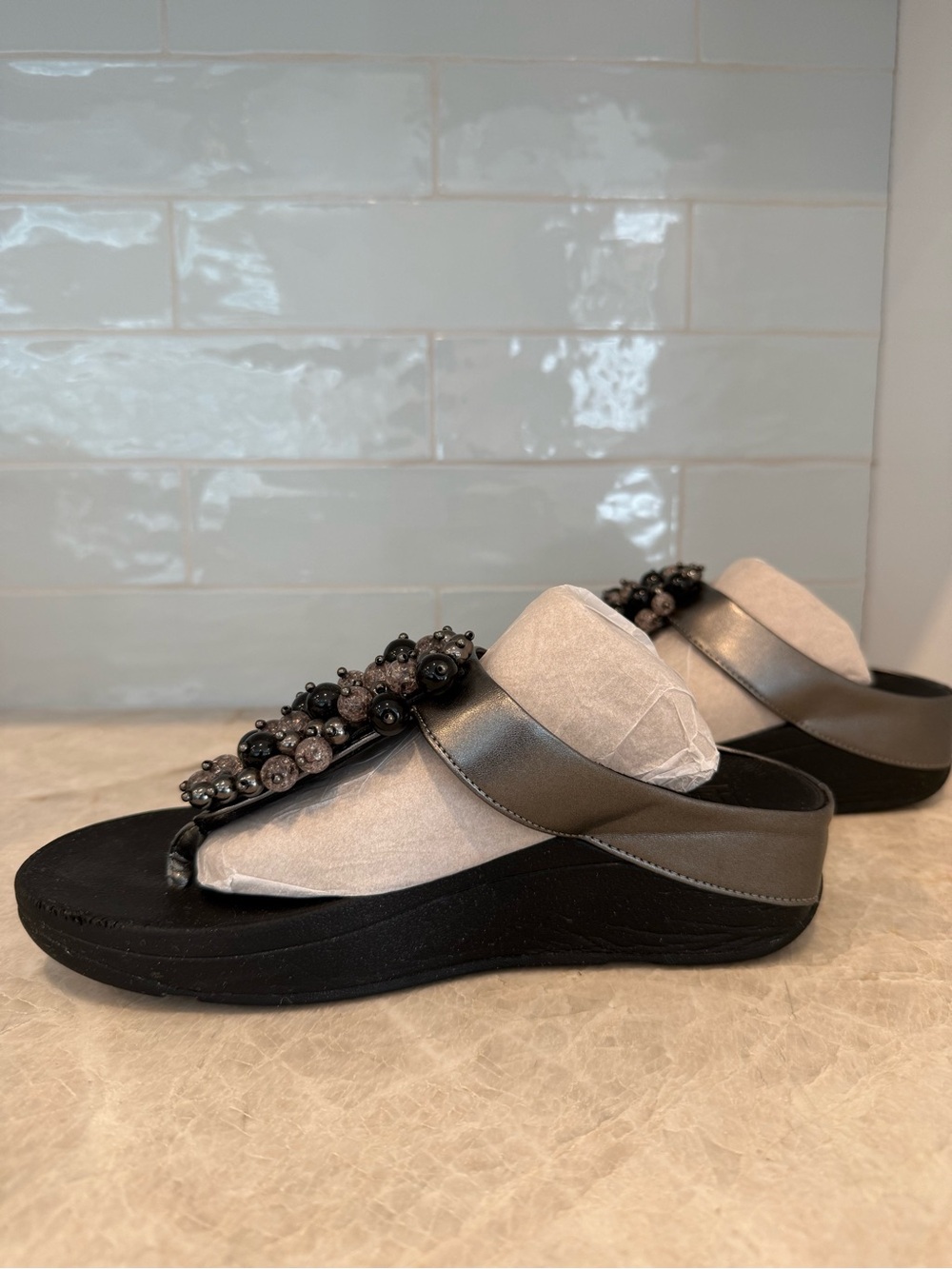 Fit Flop Black Women's Slide Sandals - Picture 4 of 6